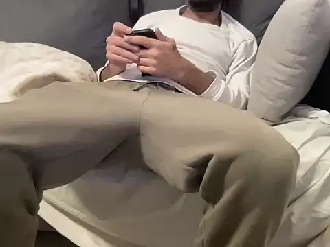 4small4inchlol online show from 02/03/26, 08:25