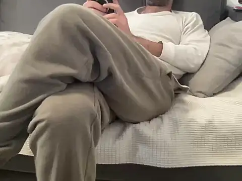 4small4inchlol online show from 03/20/26, 02:07