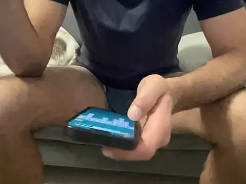 4small4inchlol online show from 04/21/26, 04:24
