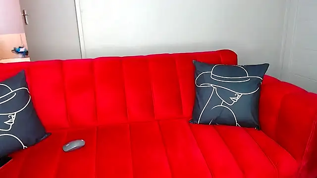 Snapshot of MissBigNipples chatting on 11/12/25, 04:05 MissBigNipples online show from 11/12/25, 04:05