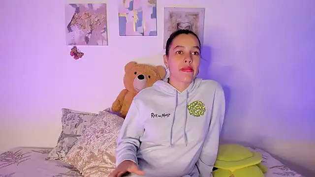 samara jonness online show from 02/10/25, 10:40