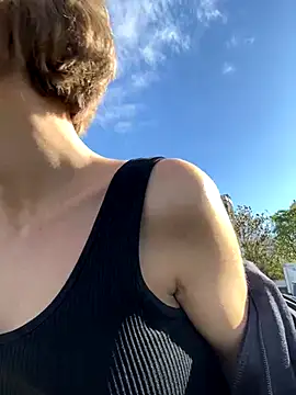 SandraCarter online show from 10/11/25, 06:14