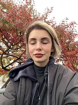 SandraCarter online show from 10/19/25, 07:11