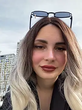 SandraCarter online show from 03/15/25, 07:09