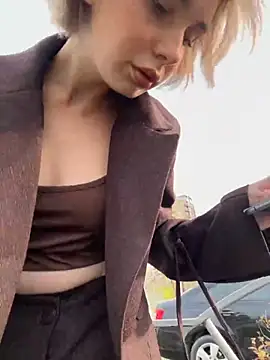 SandraCarter online show from 11/24/25, 07:19