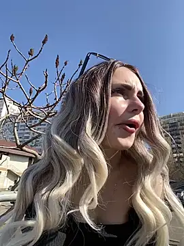 SandraCarter online show from 03/08/25, 08:11