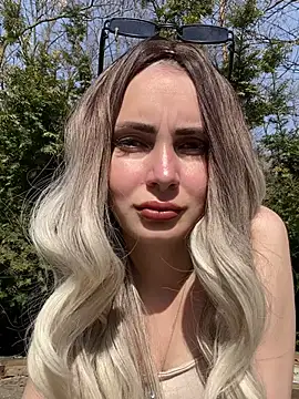 SandraCarter online show from 03/10/25, 10:07