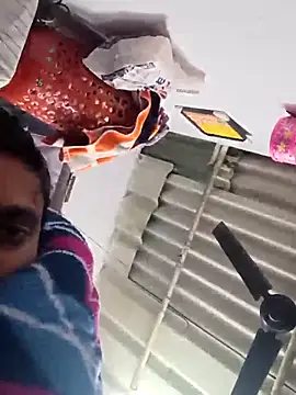 Snapshot of Bullgardenrnc123 chatting on 12/22/25, 05:46 Bullgardenrnc123 online show from 12/22/25, 05:46