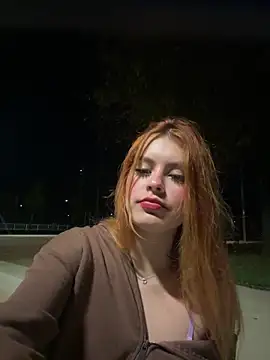 Isa smeraldy online show from 09/18/25, 10:57