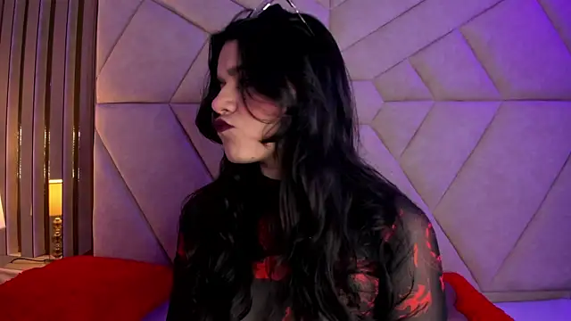 Snapshot of ValerieKay_ chatting on 11/22/25, 01:54 ValerieKay online show from 11/22/25, 01:54