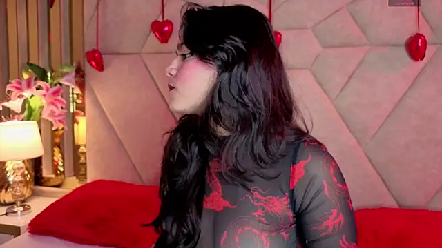 Snapshot of ValerieKay_ chatting on 02/13/26, 01:44 ValerieKay online show from 02/13/26, 01:44