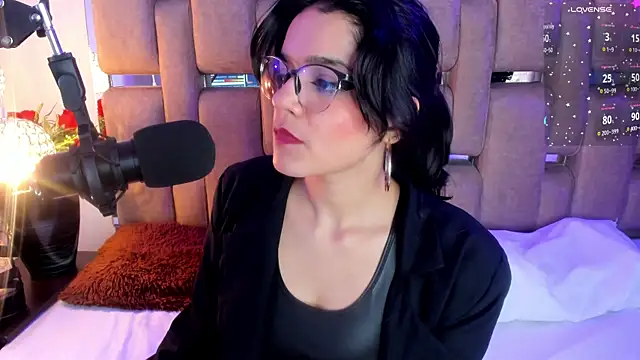 ValerieKay  online show from 03/08/25, 03:45