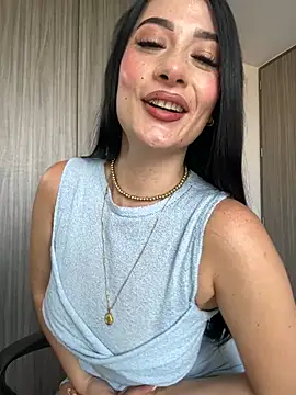 Snapshot of Libia_James chatting on 03/16/25, 01:17 Libia James online show from 03/16/25, 01:17