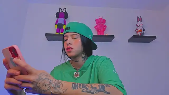 Gangster Girl online show from 02/17/25, 11:00