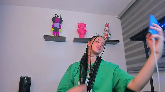 Gangster Girl online show from 12/19/25, 05:54