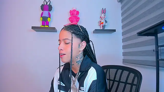 Gangster Girl online show from 10/05/25, 06:42