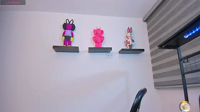 Snapshot of Gangster_Girl chatting on 02/12/26, 12:43 Gangster Girl online show from 02/12/26, 12:43