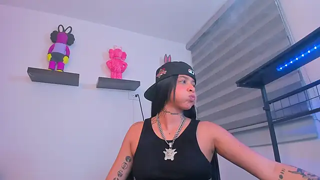 Gangster Girl online show from 11/13/25, 12:47