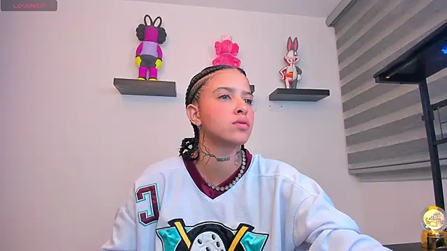 Gangster Girl online show from 04/08/26, 11:50