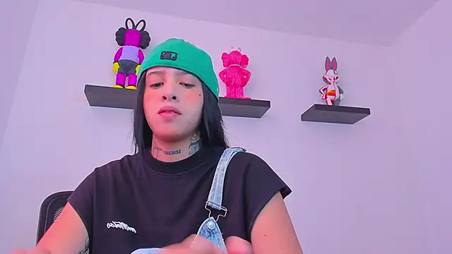 Gangster Girl online show from 03/07/25, 03:18