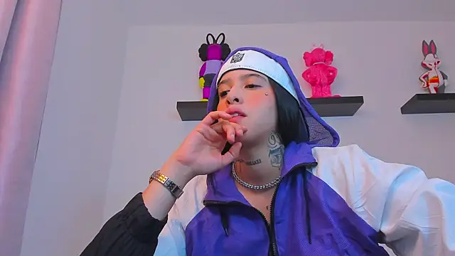 Gangster Girl online show from 03/11/25, 03:14