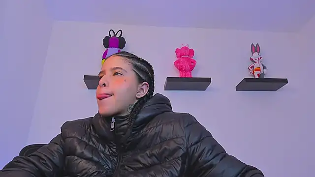 Gangster Girl online show from 03/03/25, 05:37