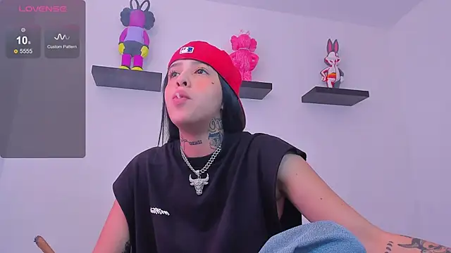 Gangster Girl online show from 03/20/25, 02:42