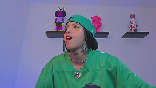 Gangster Girl online show from 02/18/25, 02:27