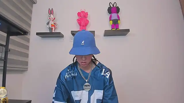 Gangster Girl online show from 05/26/26, 04:10