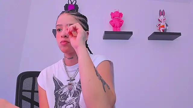 Gangster Girl online show from 02/25/25, 04:14