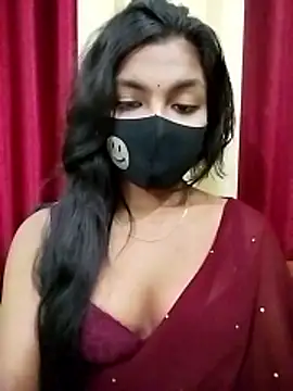 Snapshot of Myra-sen chatting on 01/18/26, 04:54 Myra-sen online show from 01/18/26, 04:54