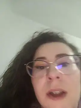 Snapshot of JESSYKA chatting on 11/08/25, 03:59 JESSYKA online show from 11/08/25, 03:59