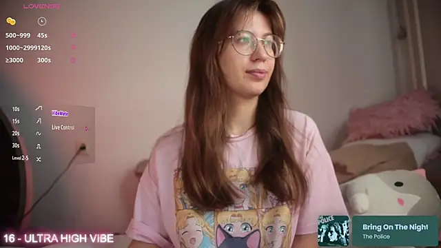 ms allison w online show from 10/04/25, 12:07