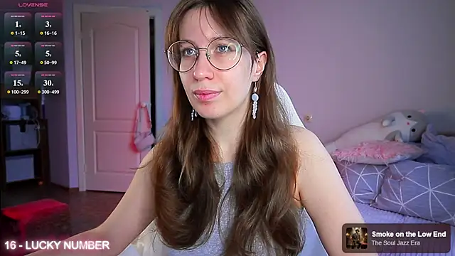 Snapshot of ms_allison_w chatting on 05/28/26, 10:00 ms allison w online show from 05/28/26, 10:00