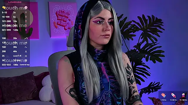 Lana  May online show from 11/10/25, 01:05