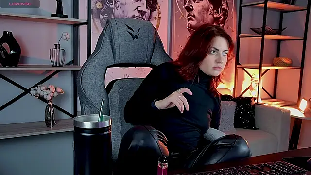 Lana  May online show from 09/27/25, 12:11