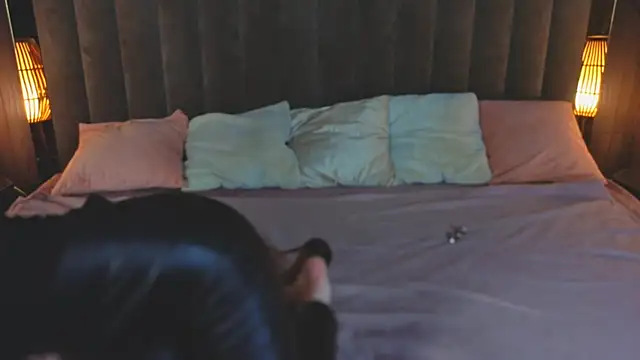 Daisy Delight online show from 10/21/25, 08:41