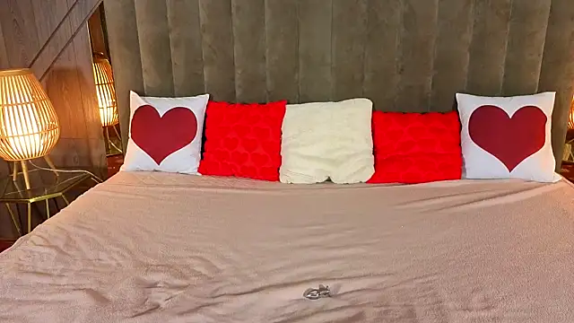 Snapshot of Daisy_Delight chatting on 02/28/26, 02:06 Daisy Delight online show from 02/28/26, 02:06