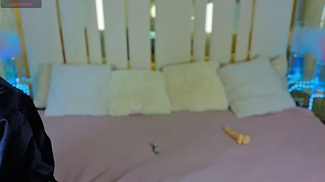 Daisy Delight online show from 11/16/25, 08:57