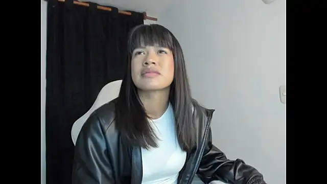 meganthompsonn22 online show from 05/24/26, 06:57