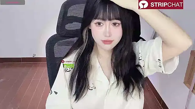 Naixue-520 online show from 09/12/25, 03:39