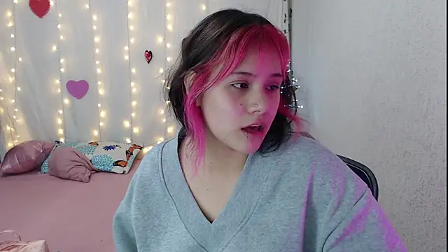 mixie cute online show from 02/23/25, 03:08