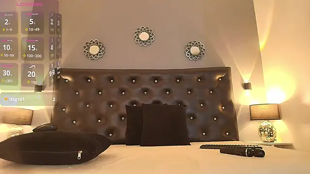 Snapshot of IssyRosse chatting on 10/21/25, 01:27 IssyRosse online show from 10/21/25, 01:27