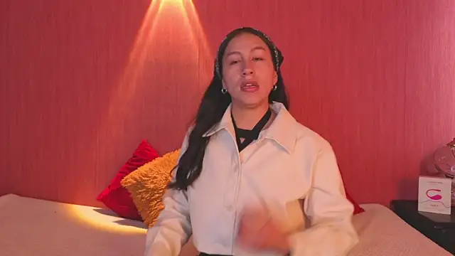 EmiGomez  online show from 11/28/25, 02:06