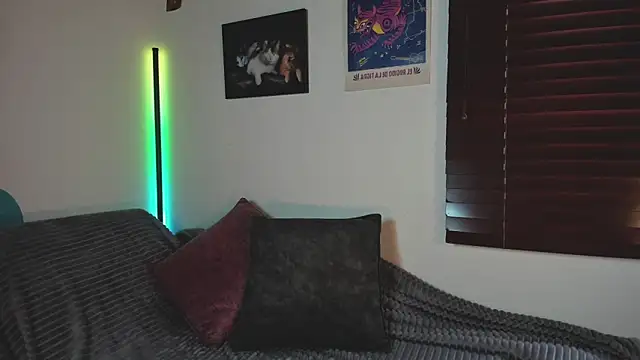 EmiGomez  online show from 02/13/26, 01:33