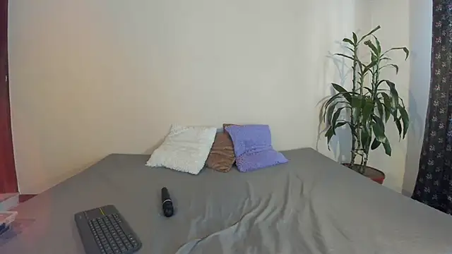 EmiGomez  online show from 03/07/25, 08:00