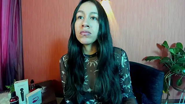 EmiGomez  online show from 05/11/26, 04:04