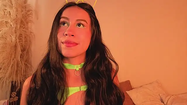 EmiGomez  online show from 10/03/25, 01:45