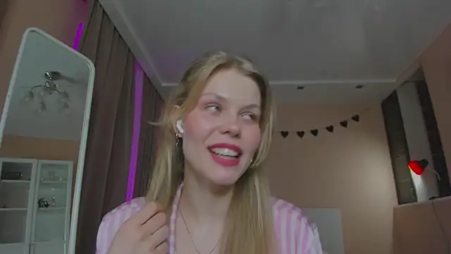 ass latte online show from 11/30/25, 02:18