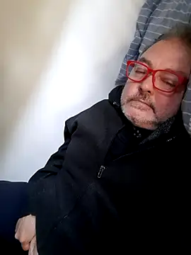 bluangelo online show from 04/17/26, 01:25